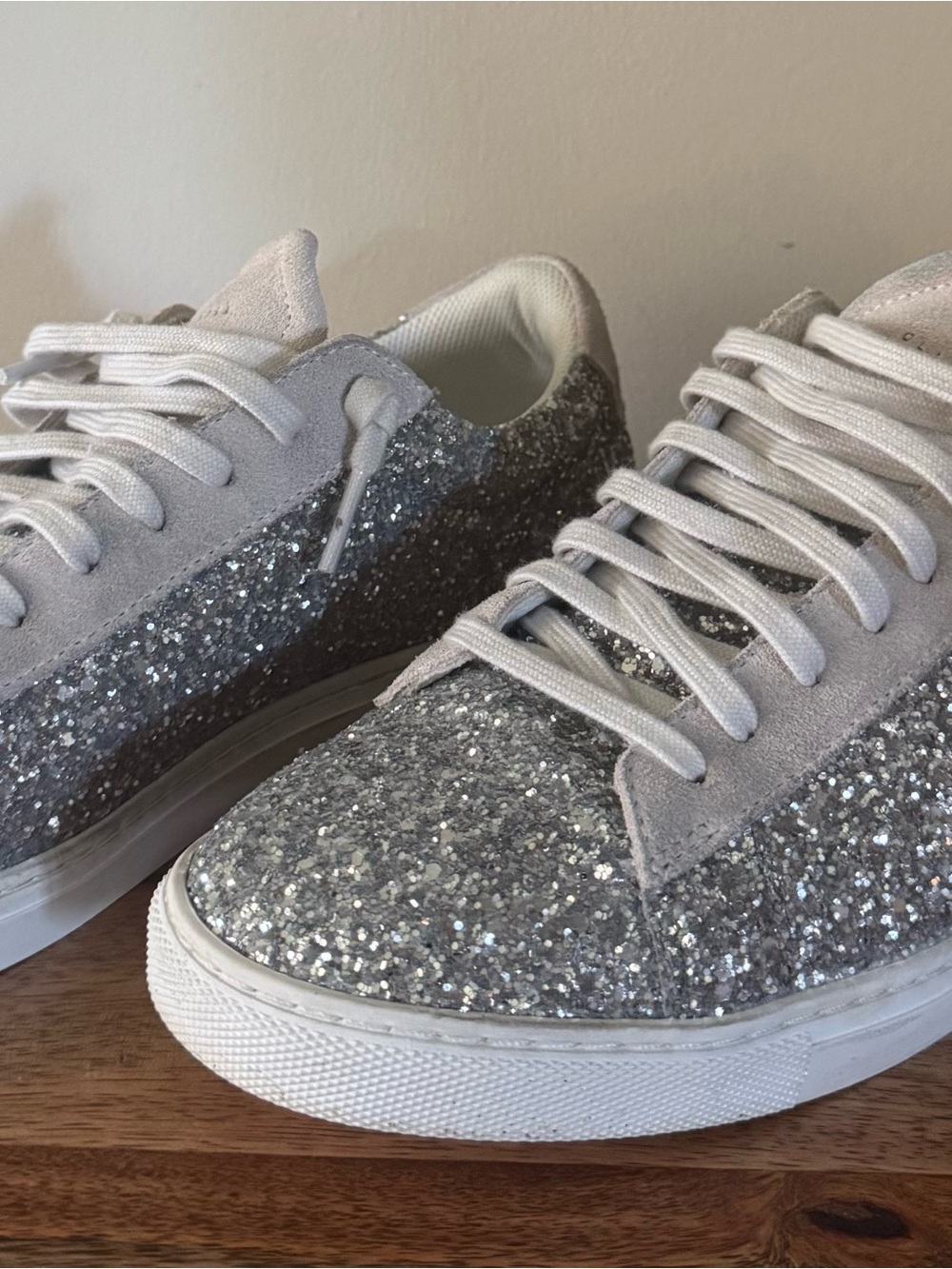 Women's Silver Glitter Low-Top Sneakers